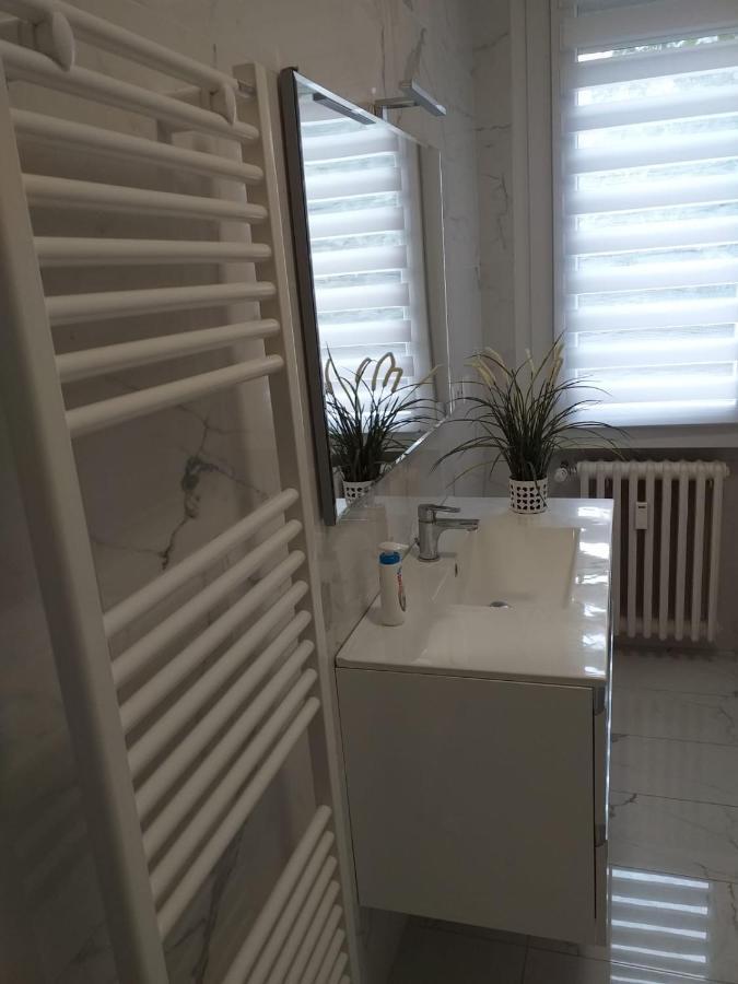 Apartamento Sesto Calende Centro Exterior foto